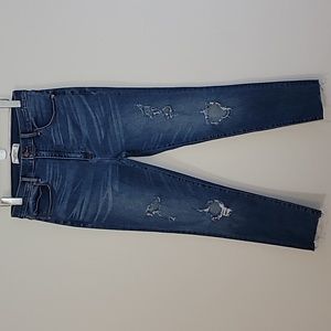 Abercrombie & Fitch The supper skinny ultra high rise jean Sz 32 Distressed